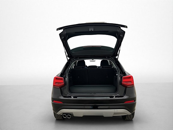 Audi Q2 8 of 29