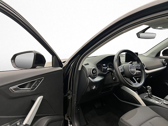 Audi Q2 28 of 29