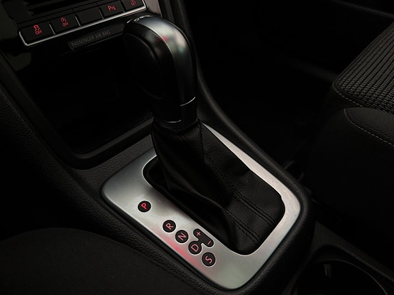Volkswagen Sharan 30 of 30