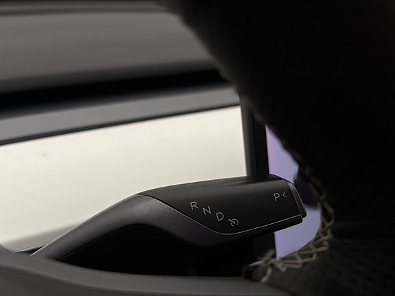 Tesla Model 3 23 of 30