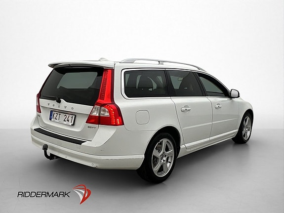 Volvo V70 8 of 30