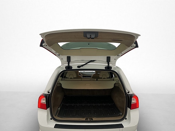 Volvo V70 27 of 30