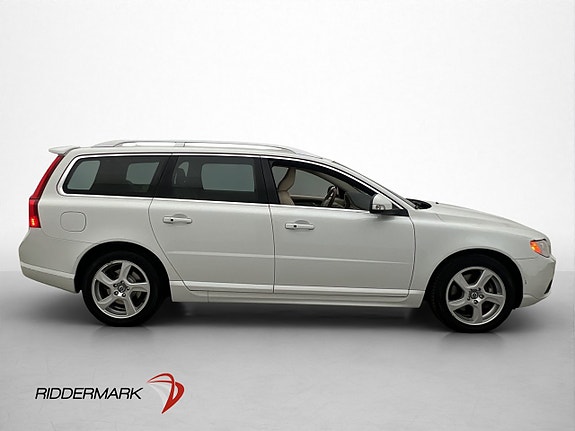 Volvo V70 9 of 30