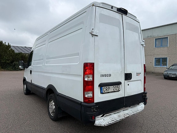 Iveco Daily 35C13 4 of 14