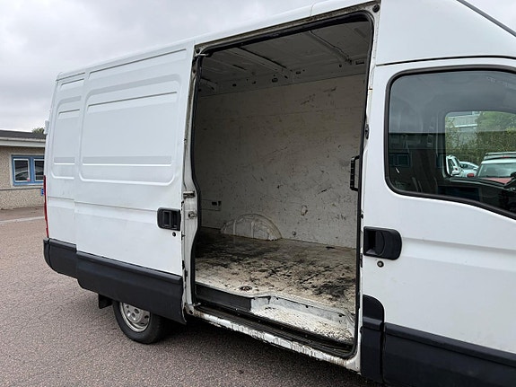 Iveco Daily 35C13 8 of 14