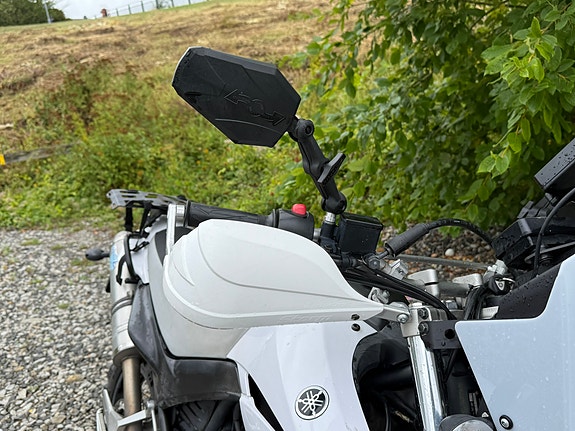 Yamaha XT660R 5 of 9
