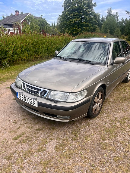 Saab 9-3 6 of 7