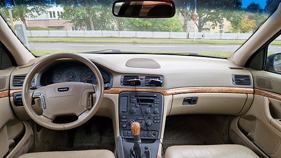 Volvo S80 6 of 14