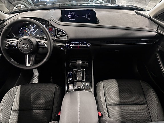 Mazda CX-30 7 of 15