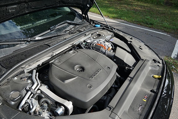 Volvo S90 21 of 28