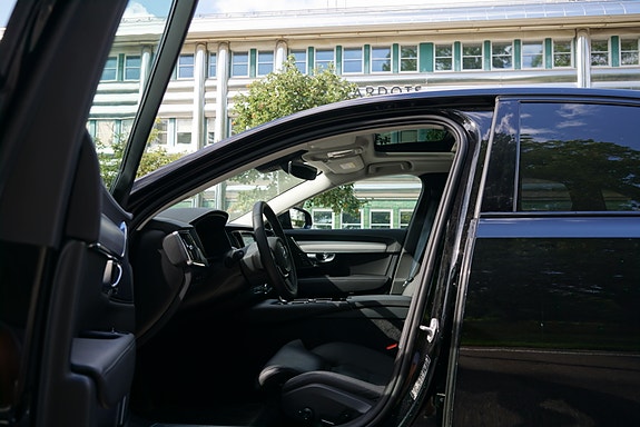 Volvo S90 11 of 28