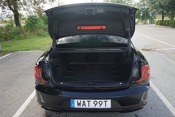 Volvo S90 9 of 28