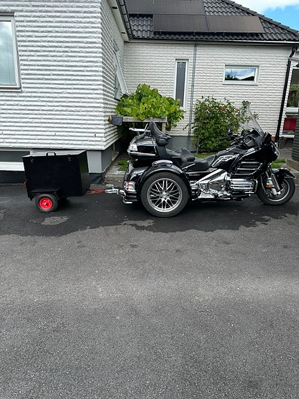 Honda GL1800 Gold Wing 4 of 9