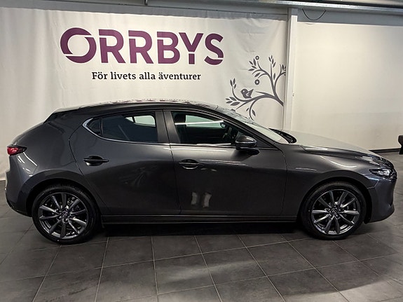 Mazda 3 2 of 16