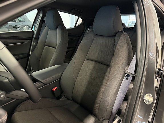 Mazda 3 5 of 16