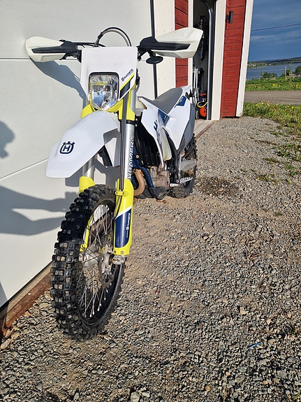 Husqvarna HUSQVARNA FE 250 4 of 4