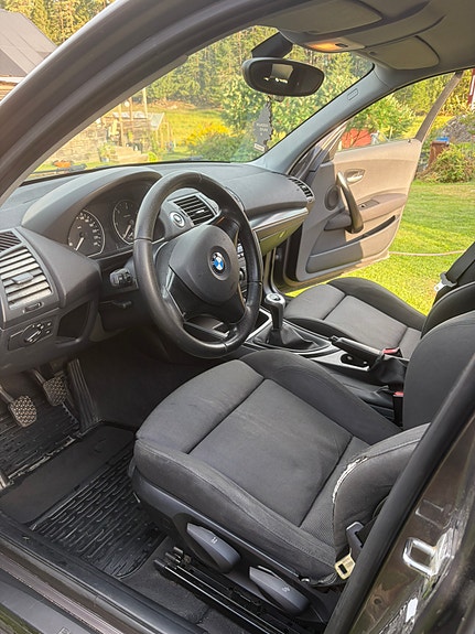 BMW 118d 6 of 6
