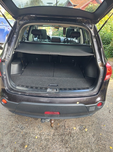 Nissan Qashqai+2 4 of 7