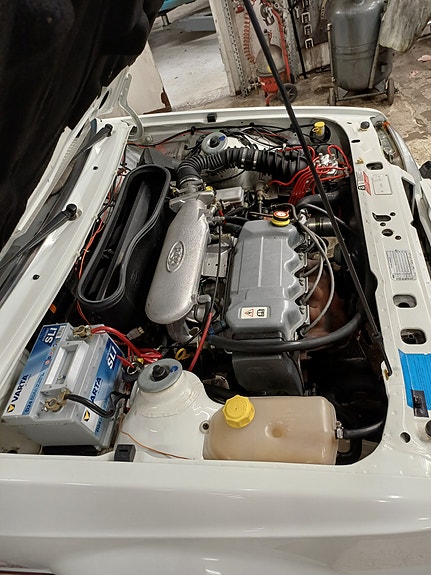 Ford Escort 9 of 11