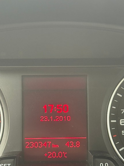 Audi A4 9 of 9