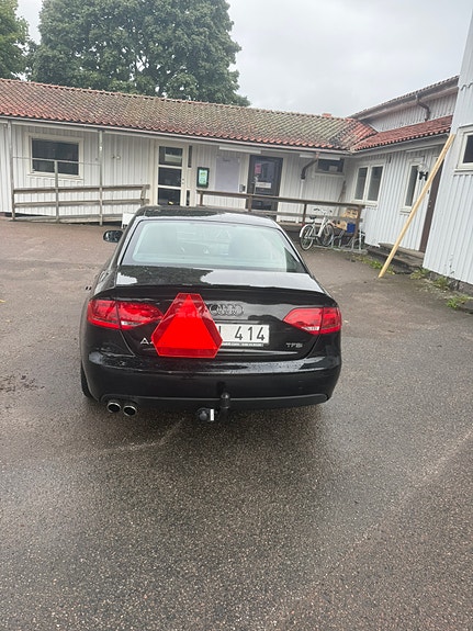 Audi A4 5 of 9