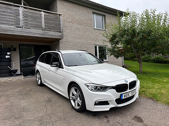 BMW 330d 3 of 7