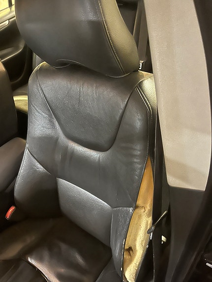 Volvo S60 7 of 9