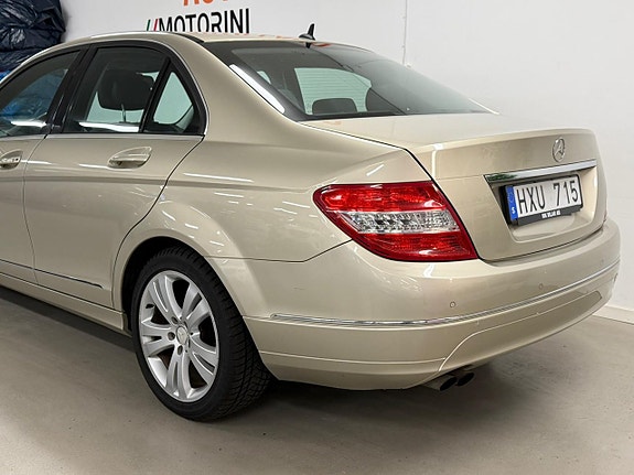 Mercedes-Benz C180 6 of 25