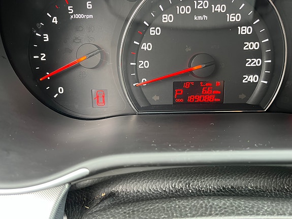 Kia Sorento 8 of 8
