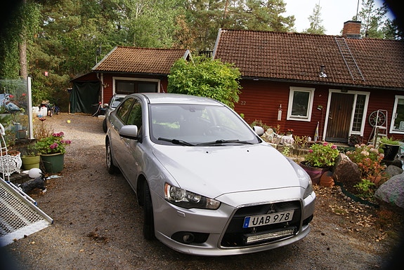 Mitsubishi Lancer 2 of 7