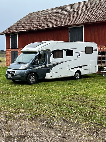Knaus Sun Ti 700 MEG 12 of 12