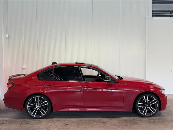 BMW 330e 5 of 26