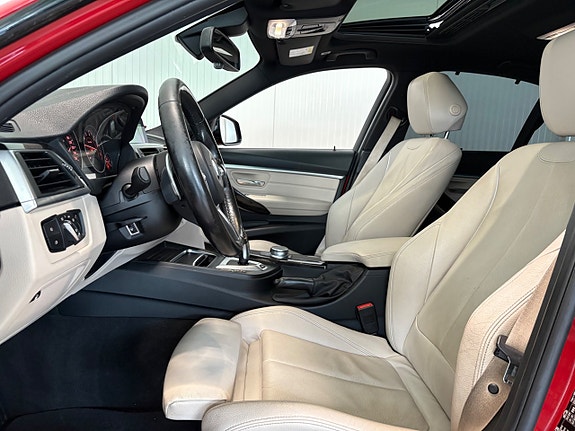 BMW 330e 12 of 26