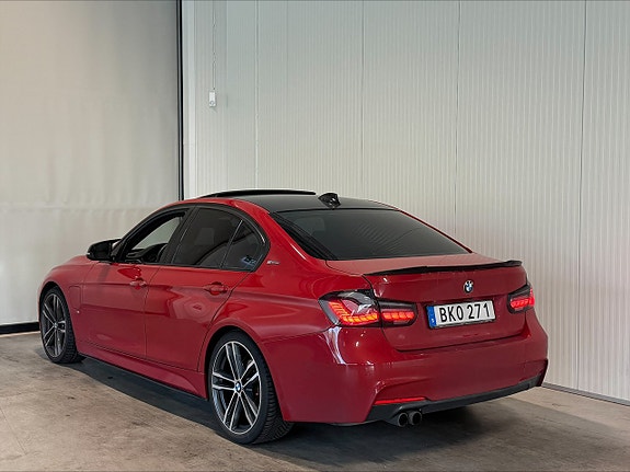 BMW 330e 9 of 26