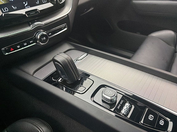 Volvo XC60 28 of 30