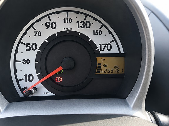 Peugeot 107 3 of 7