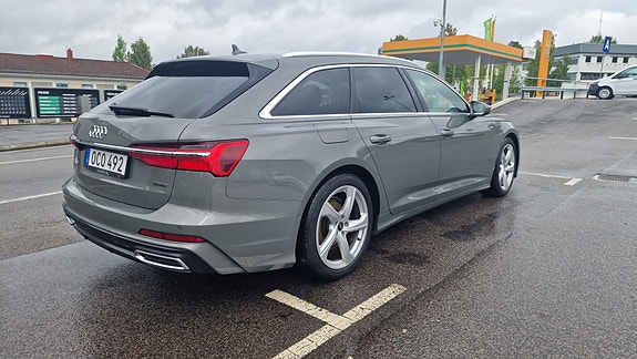 Audi A6 4 of 9