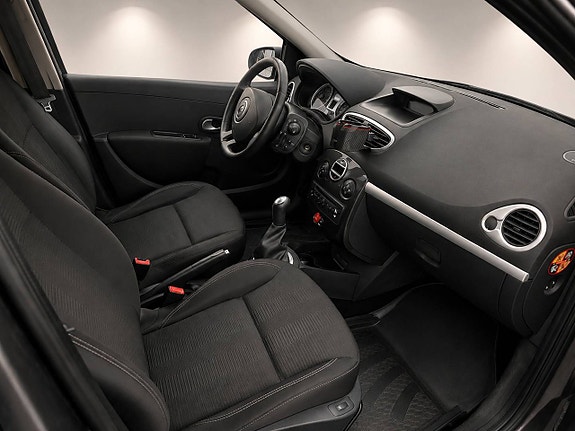 Renault Clio 9 of 9
