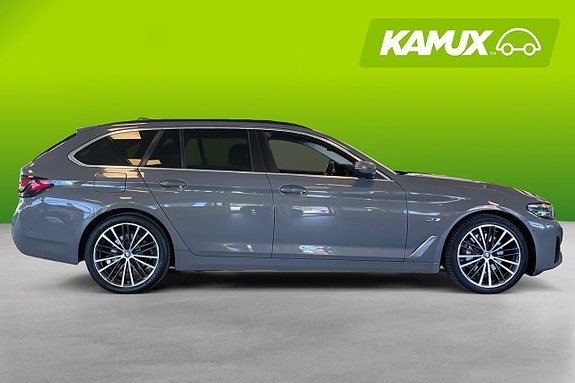 BMW 530e 2 of 26