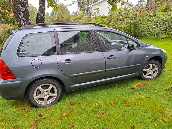Peugeot 307 3 of 5