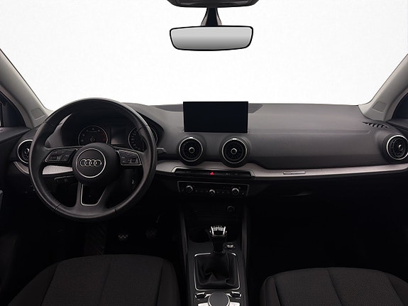 Audi Q2 14 of 28