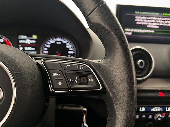 Audi Q2 17 of 28