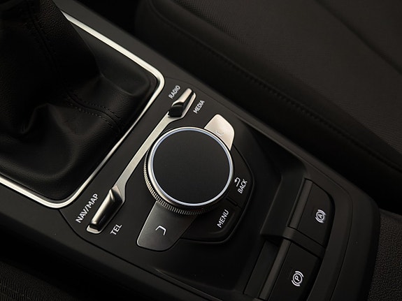 Audi Q2 22 of 28