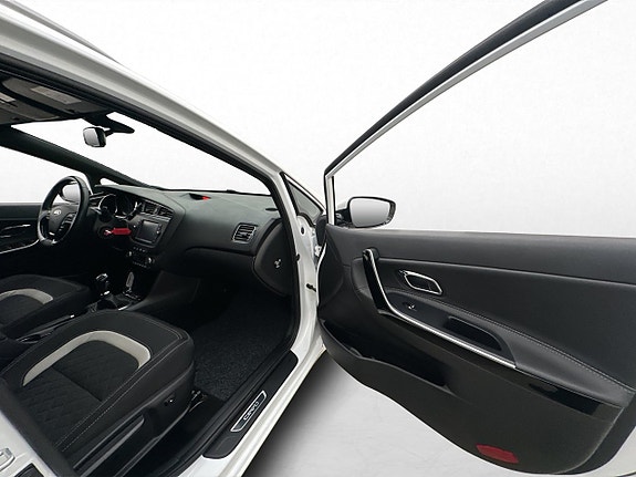 Kia Ceed 19 of 30
