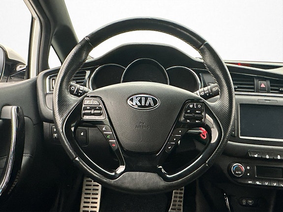 Kia Ceed 11 of 30
