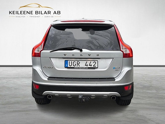 Volvo XC60 6 of 23