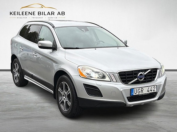 Volvo XC60 5 of 23