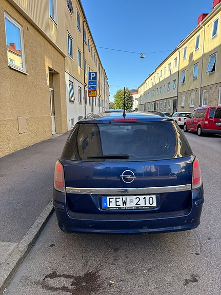 Opel Astra 5 of 6