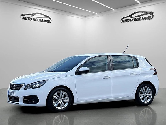 Peugeot 308 2 of 24