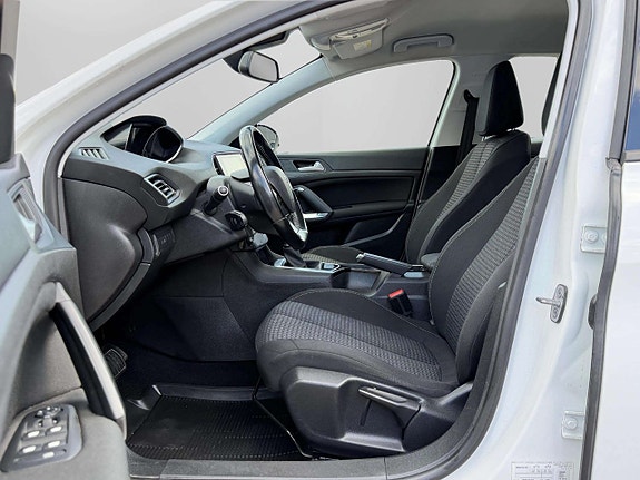 Peugeot 308 12 of 24